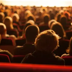 Nowe oblicze sceny teatralnej: trendy i innowacje