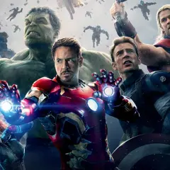 Kapitan Ameryka filmu i Avengers w akcji. Hulk, Iron Man, Thor, Czarna Wdowa i Hawkeye walczą z wrogami.