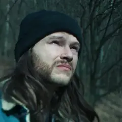 Film Twarz: Kontrowersyjny dramat o przeszczepie i uprzedzeniach