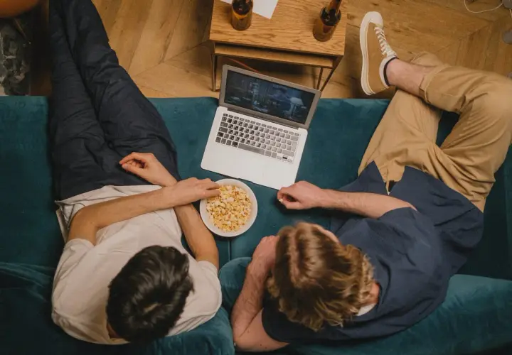 Dlaczego kluby filmowe przeżywają renesans w erze streamingu?
