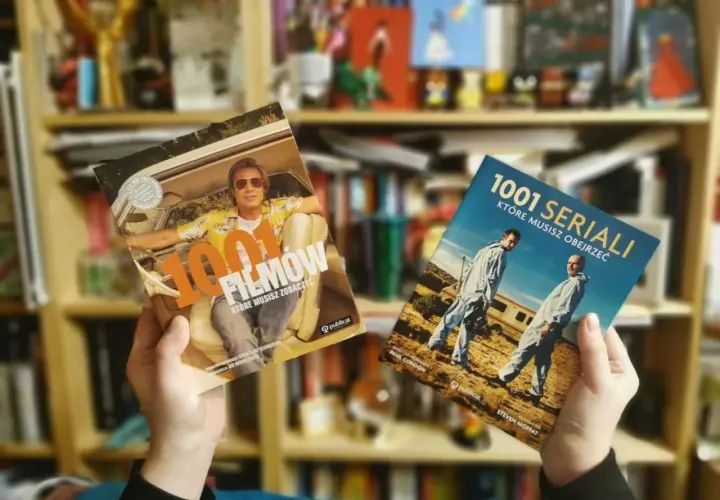 Dwie książki: "1001 filmów, które musisz zobaczyć" z Bradem Pittem i "1001 seriali, które musisz obejrzeć". Idealne na wieczory z kultowymi filmami i serialami.