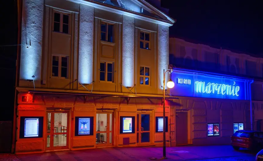 Kino Cinema Tarnów - Repertuar, Filmy, Galeria