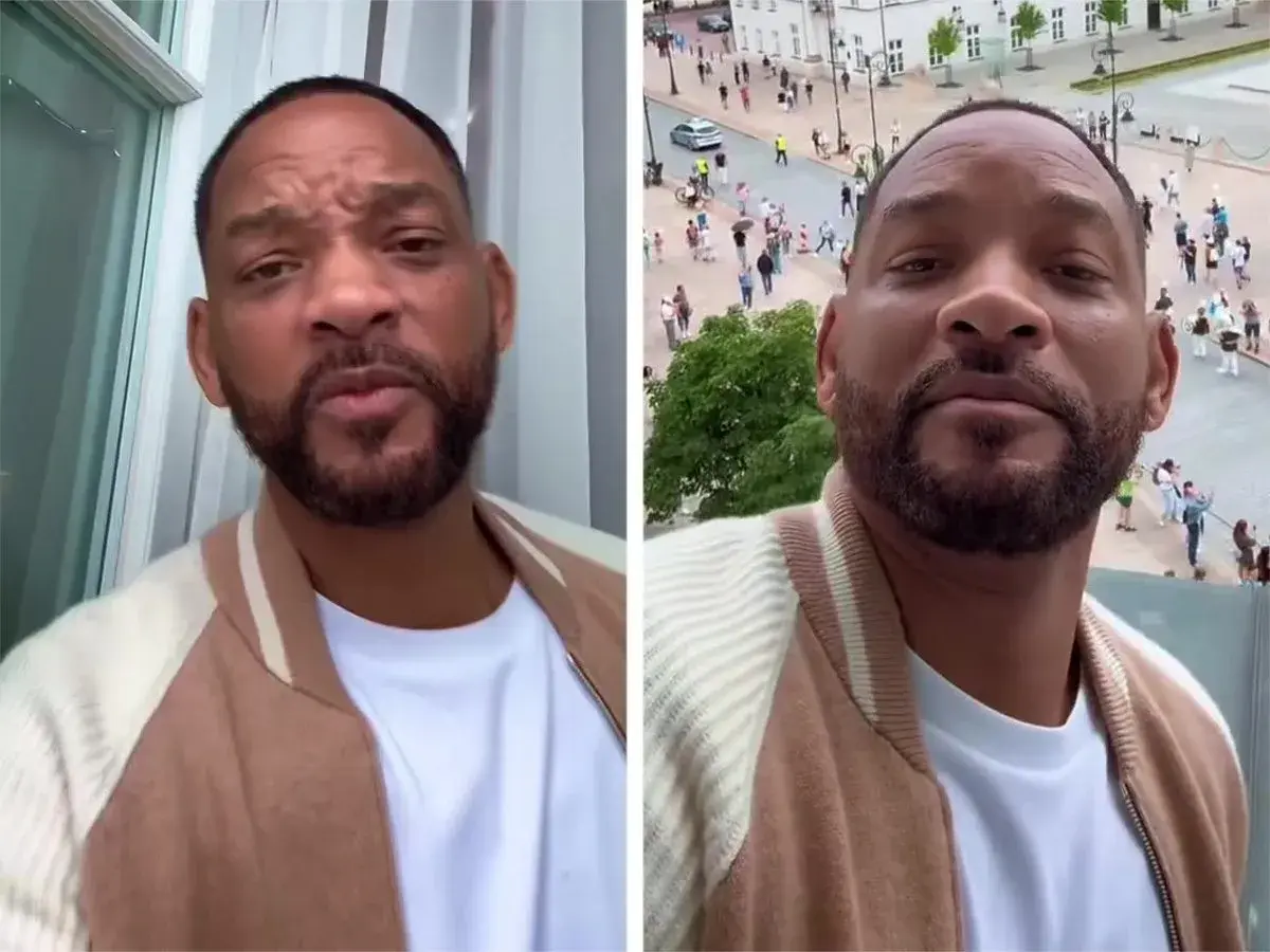 Will Smith, znany z imponującego wzrostu, w beżowej kurtce. Na drugim zdjęciu widać tłum ludzi na placu.