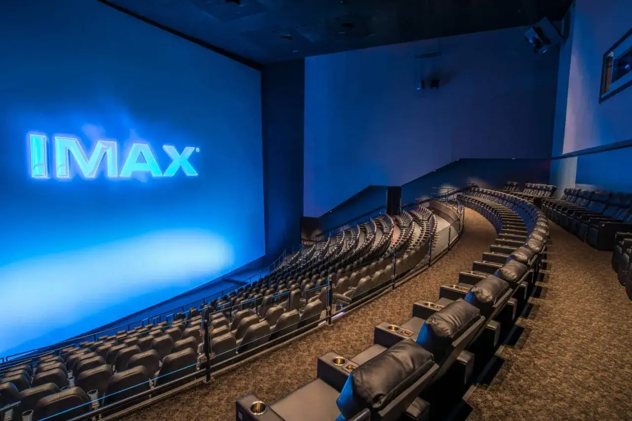 Zdjęcie Kino IMAX co to? Odkryj różnice i unikalne doświadczenia filmowe
